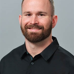Mike Minnis Leverages OU College of Allied Health Education for Philadelphia Eagles as Performance Nutrition Coordinator