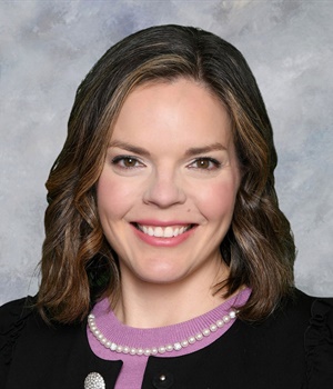 Headshot of Ashley Efaw