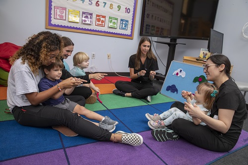 iLEAP Program: Bridging the Gap for Children with Autism Spectrum Disorder through Therapeutic Preschool Experience and Student Clinician Training