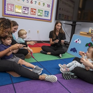 iLEAP Program: Bridging the Gap for Children with Autism Spectrum Disorder through Therapeutic Preschool Experience and Student Clinician Training