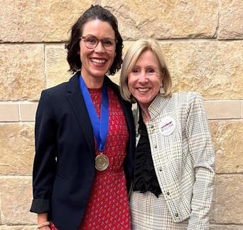 Dr. Katie Eliot wins an Academy of Nutrition and Dietetics' Medallion Award